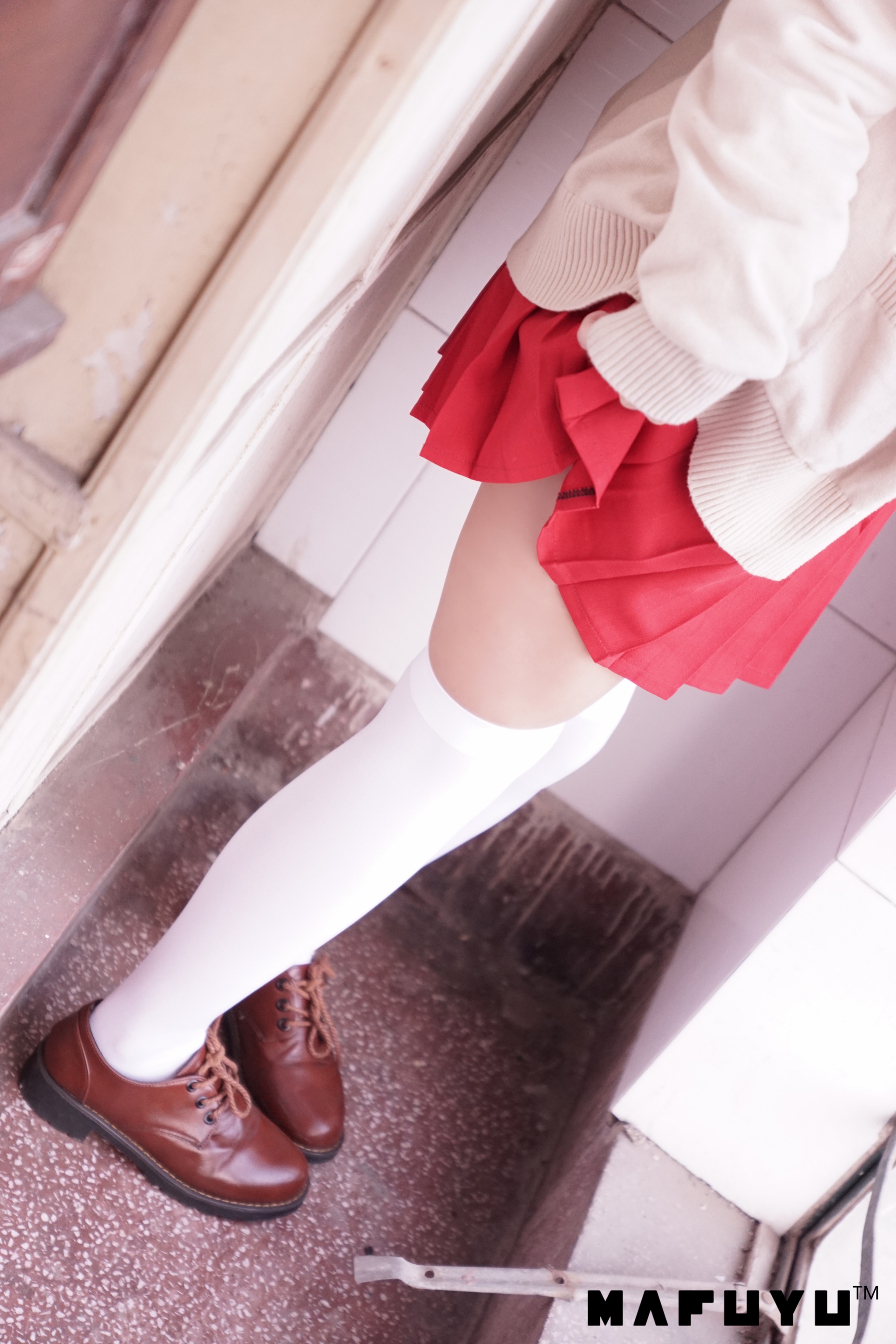 神楽坂真冬 - NO.013 教室红JK白丝[112P]-XikXak